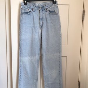 Levi’s vintage 512 high rise mom jeans, light wash